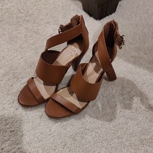 Inc Women's Tan Strappy Heel Sandals Y2K Minimalist Classic Cottagecore Trendy